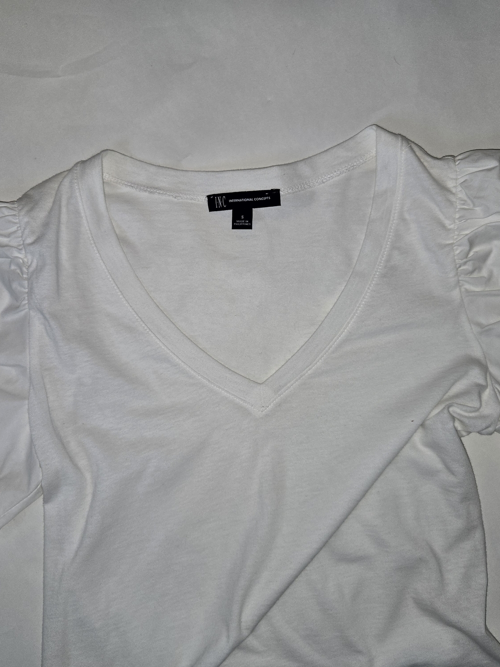 INC Women’s White V-Neck Puff Sleeve Tee Womens Size Small - Picture 4 of 9